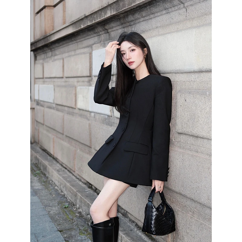 秋冬新款韩系时尚高级感超好看长袖西装外套收腰百搭小众休闲上衣