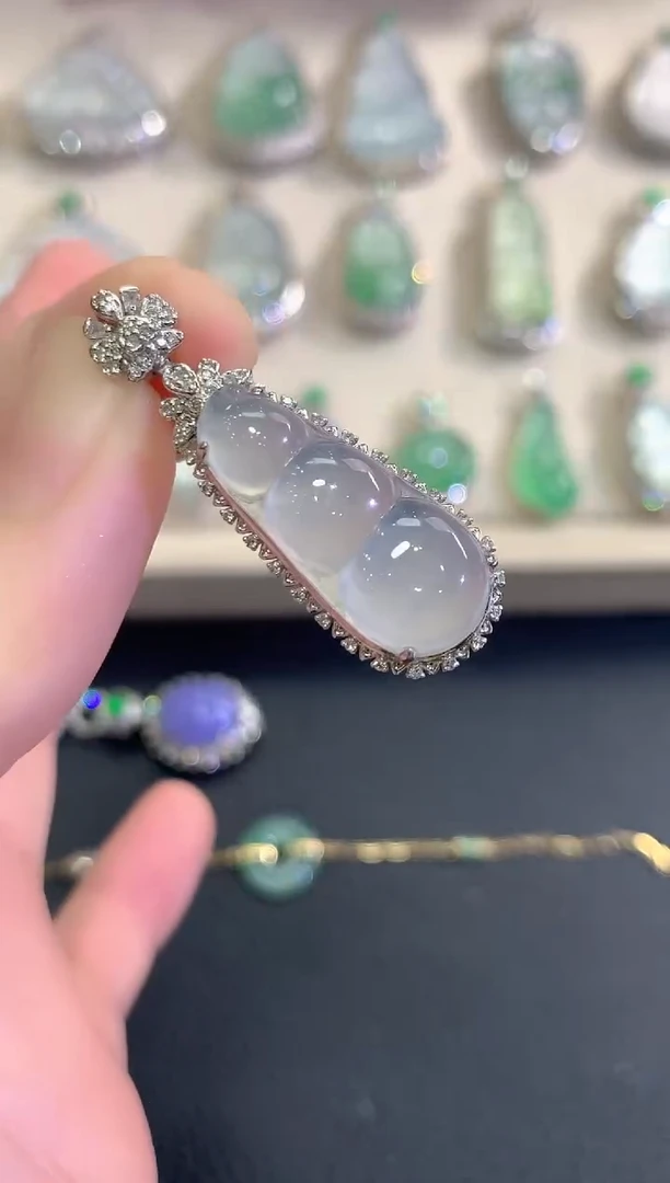 吊坠(不含链)18K金镶嵌翡翠秋日珠宝Q64