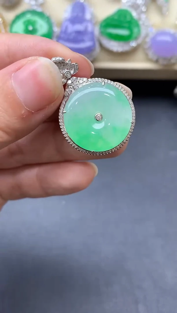 翡翠18K金镶嵌颈饰416-中国好珍宝