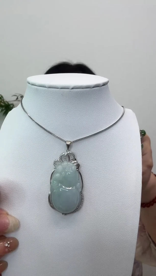 翡翠银S925镶嵌吊坠(赠链)葫芦