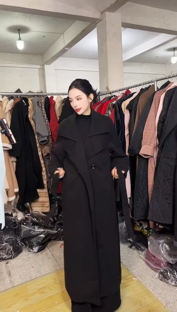 926闪购外套外披马甲打底裤子