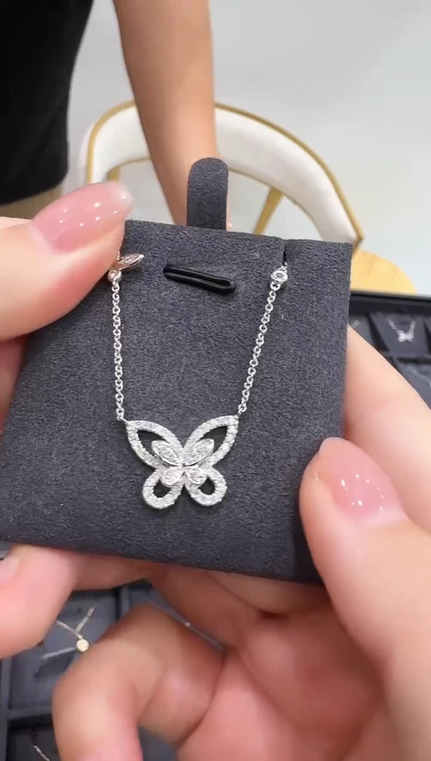 套链铂Pt950镶嵌钻石幻影双蝴蝶套链BG