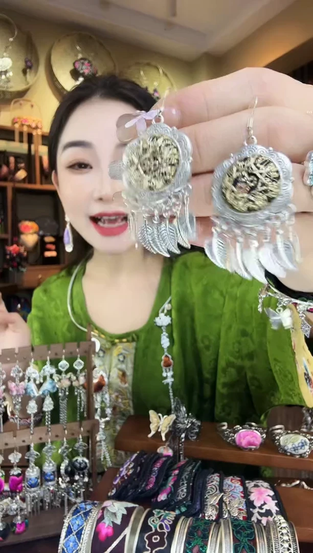 刺绣非遗刺绣民族风耳环