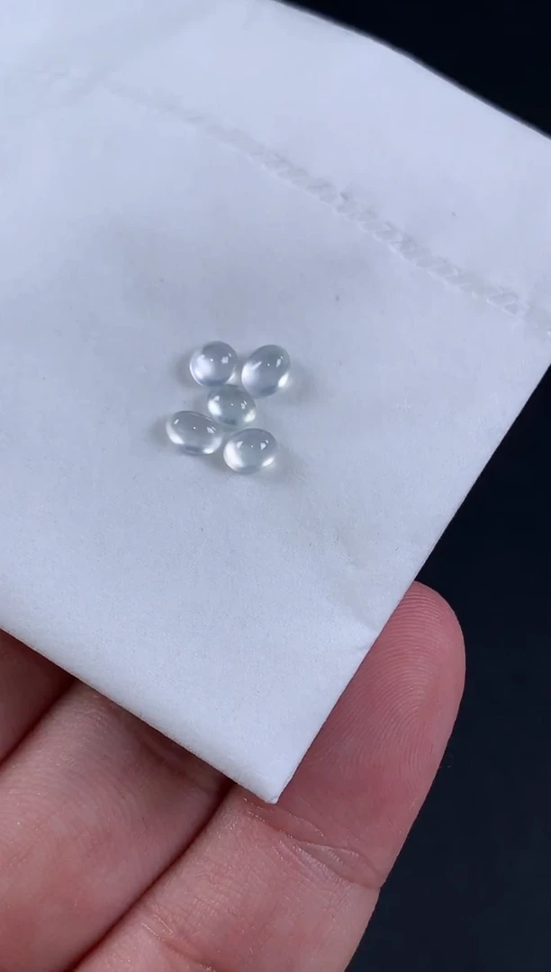 裸石翡翠多样性发一件