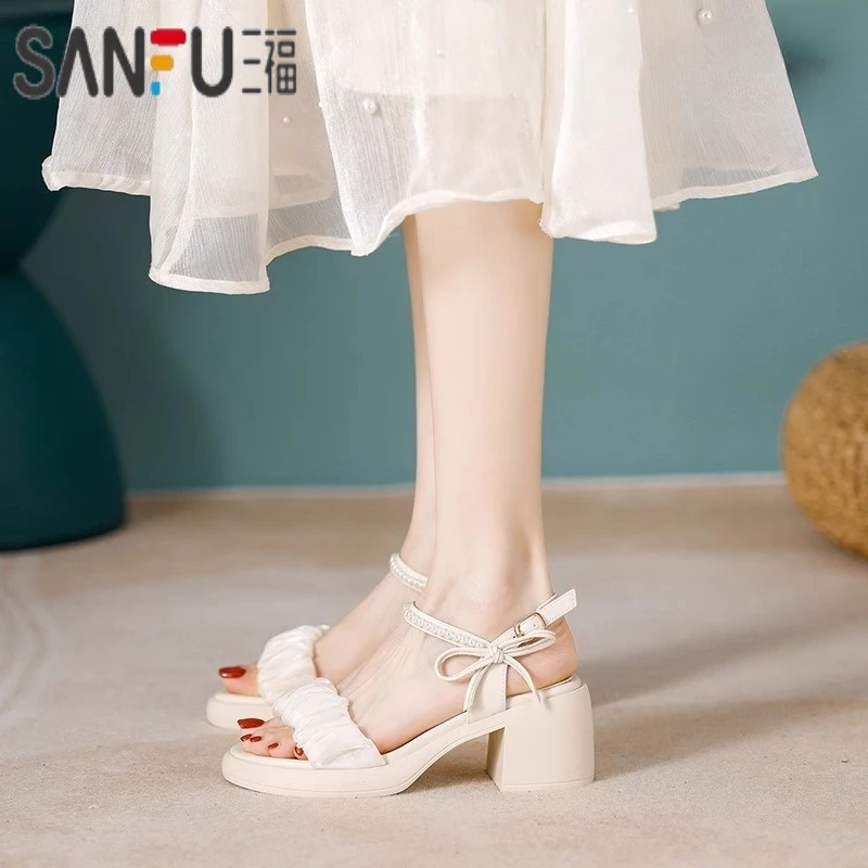 三福SANFU2025夏季配裙子法式时装一字带仙女风粗跟高跟凉鞋