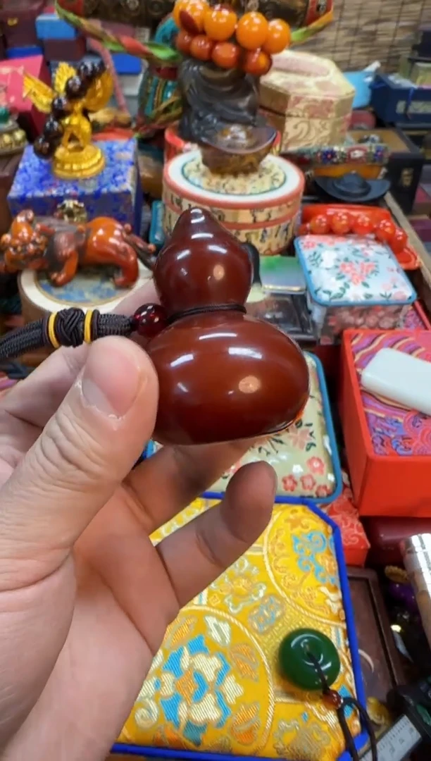 【闪购商品】蜜蜡裸石未镶嵌当天订单当天直发如图所示