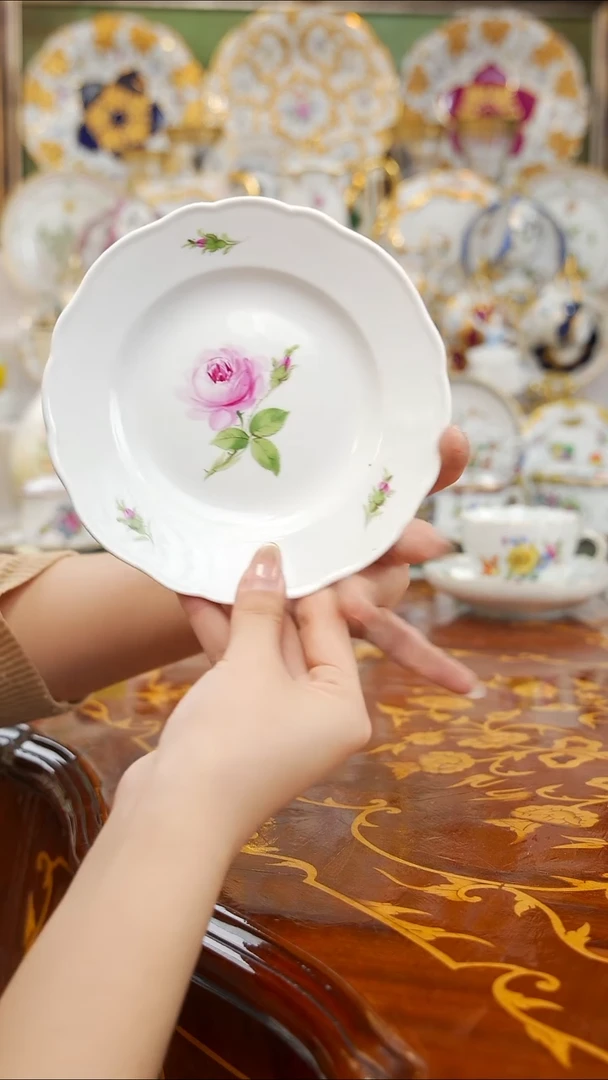 瓷米多家中古瓷器如图所示77