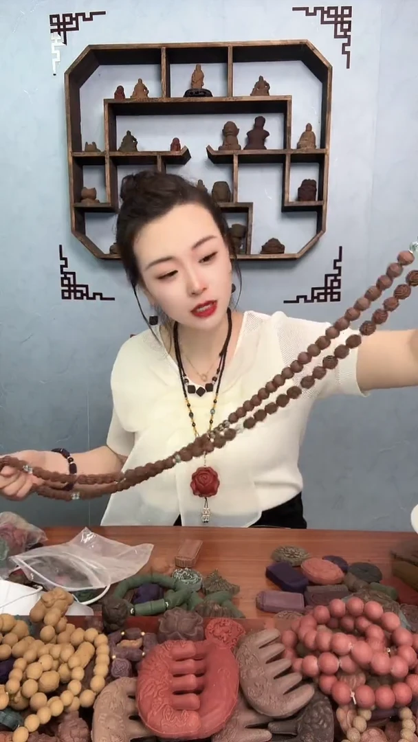 泥塑麝香经络（斜跨）