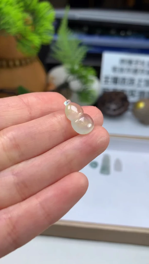 未镶嵌定制翡翠大***鱼---103575