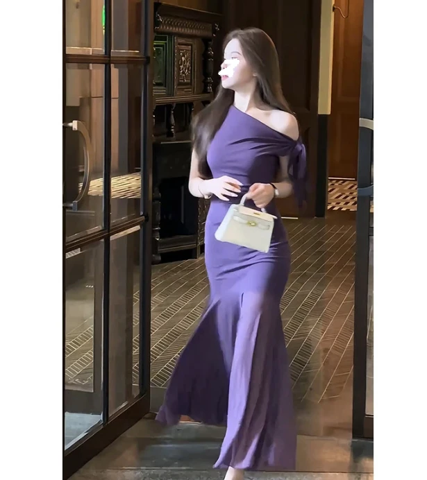 设计感连衣裙女2025夏季新款法式气质露肩系带收腰中长款裙3253#