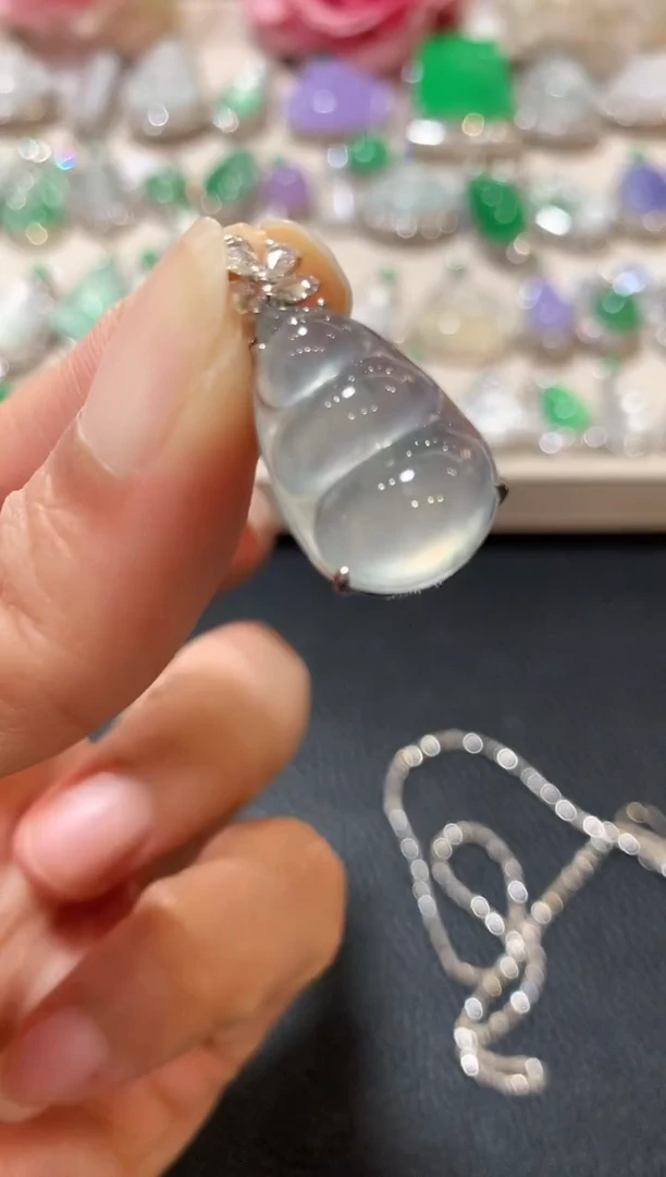 吊坠(不含链)18K金镶嵌翡翠z70