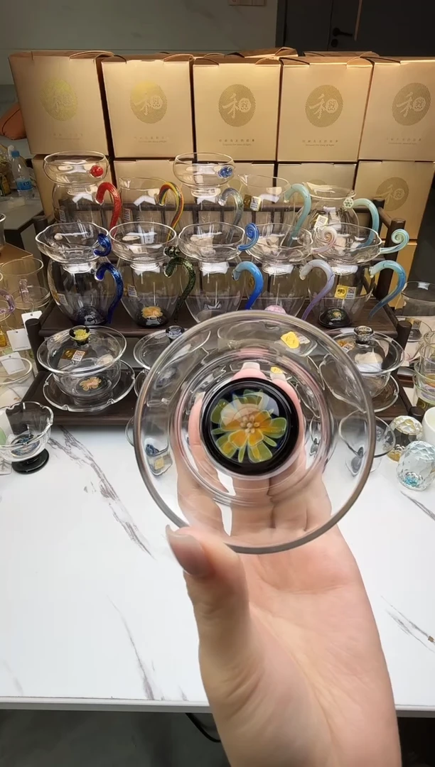 手工艺品玻璃づ*づ禾器 芳韵珀普通盒