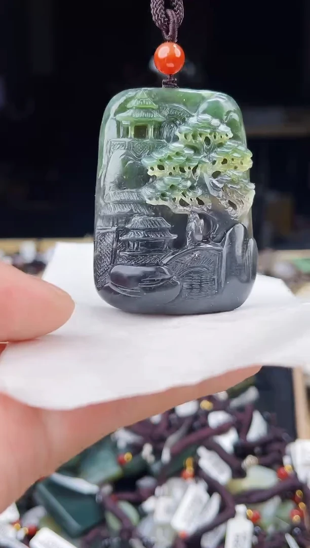 颈饰未镶嵌和田玉1