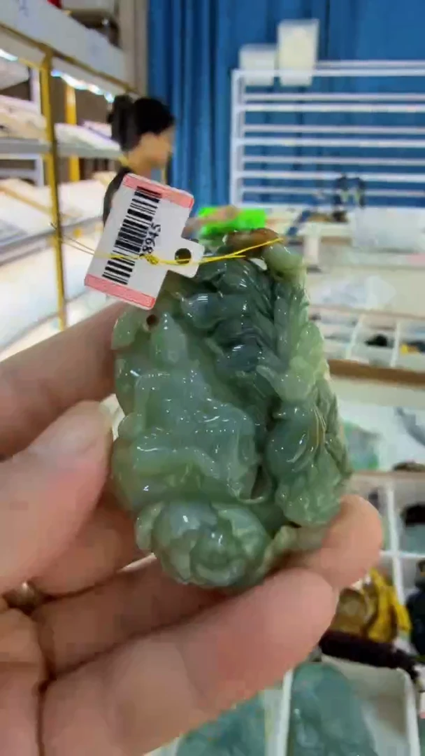 翡翠未镶嵌吊坠(不含链)312