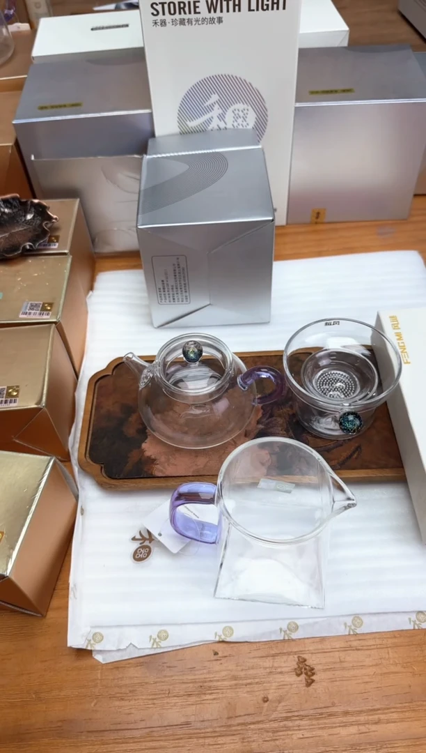 风谜璀璨喜乐壶浅紫+风谜璀璨观山茶漏+禾器瀚然紫+茶巾