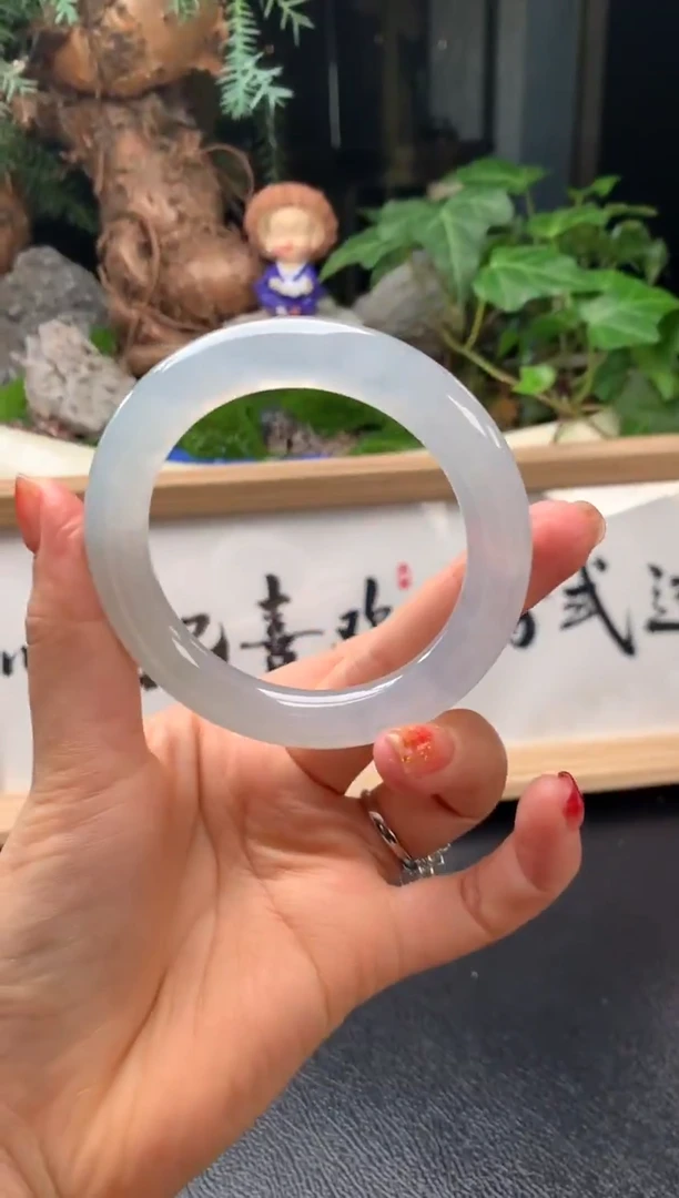 未镶嵌手镯翡翠白月光圆条57+