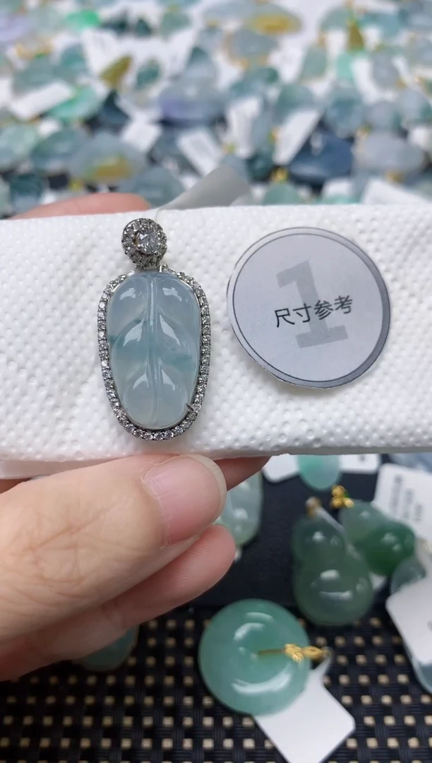 颈饰未镶嵌翡翠天然缅甸A货翡翠