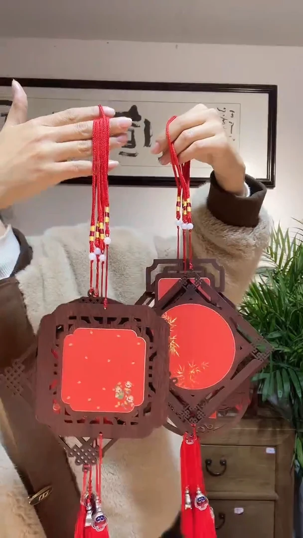 10个木制双面挂件