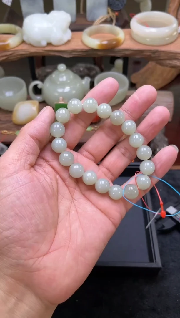 【闪购商品】和田玉手串未镶嵌卡12且末迪克兰A特价圆珠多样性发一