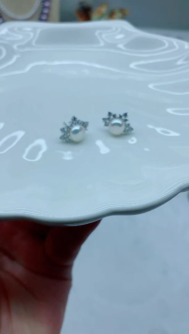 未镶嵌耳饰淡水珍珠多样性发其一（非无瑕）