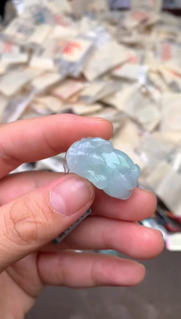 未镶嵌挂件翡翠—