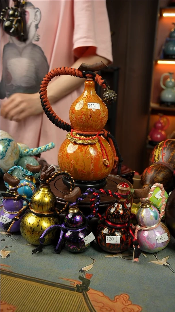 144号500ml左右非遗大漆酒葫芦