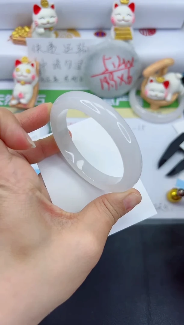 【闪购商品】石英质玉手镯未镶嵌423-57.8