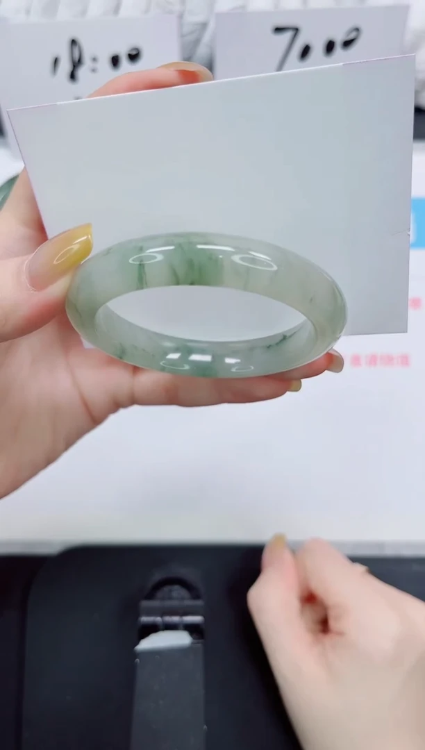 石英质玉手镯未镶嵌238