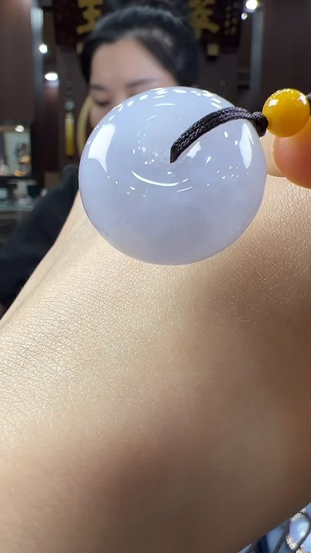 翡翠挂件未镶嵌甜甜圈