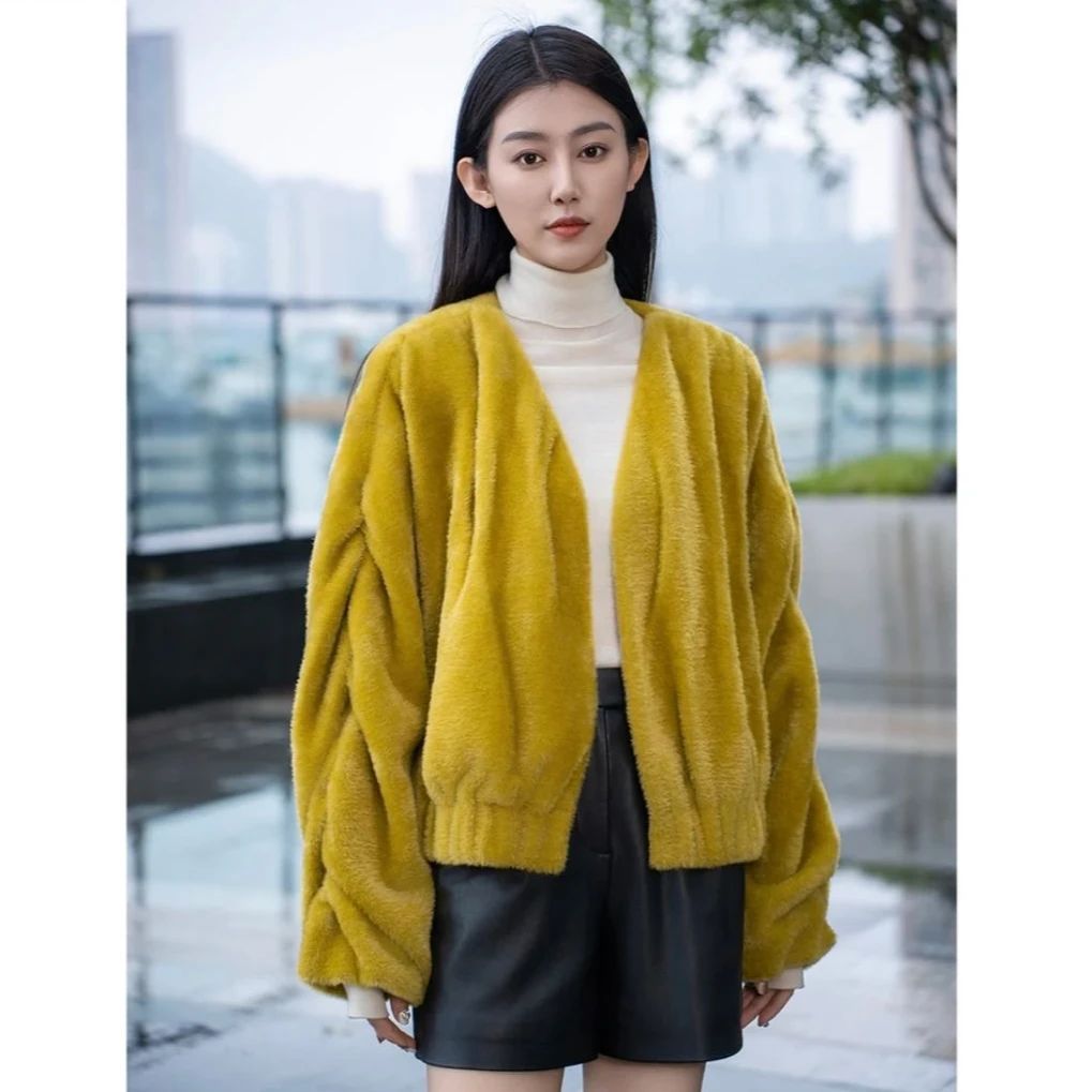 秋冬热力感时尚V领休闲千金清冷感清冷松弛感女装毛绒外套5400667