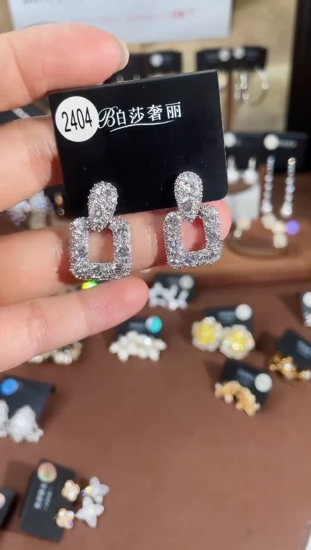 合金925银锆石柏2404