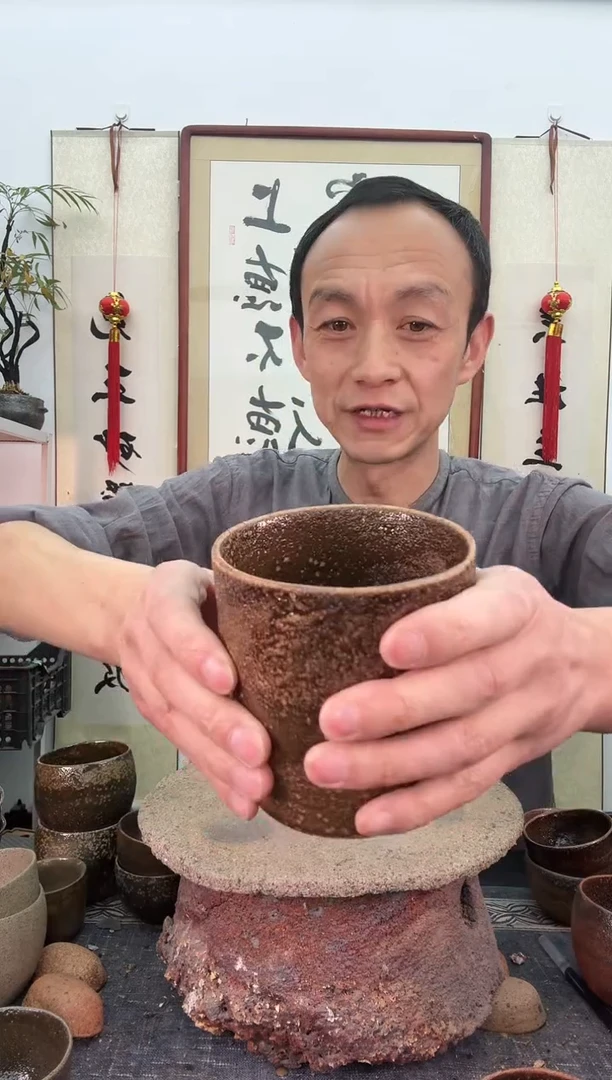 【闪购商品】瑕疵红色马克杯400毫升无把