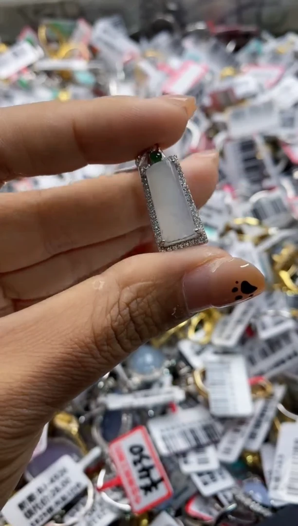 翡翠戒指银S925镶嵌7777   8