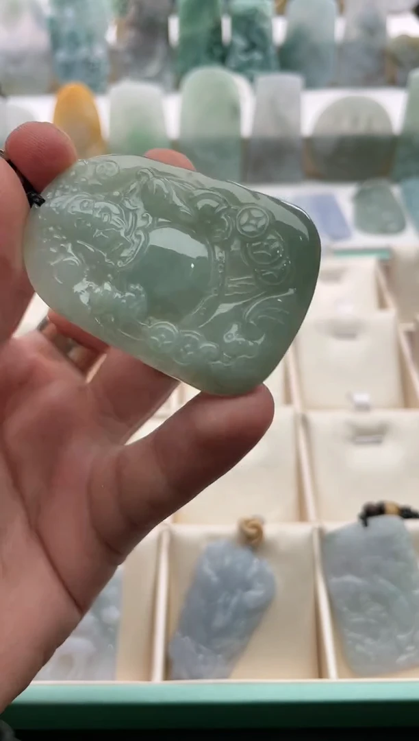 【闪购商品】翡翠颈饰未镶嵌..../2/12/ 85