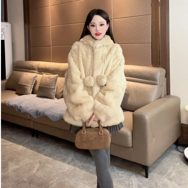 秋冬新款百百轻奢韩版兔兔时尚长款网红气质外套0128