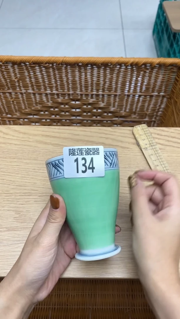 瓷片y****3隆莲瓷器欢迎大家