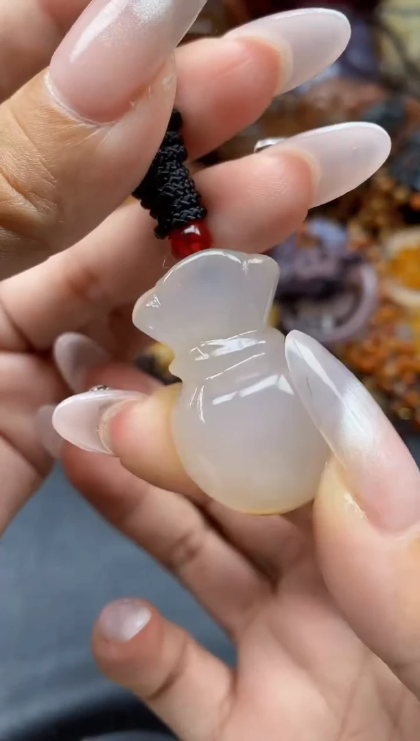 【闪购商品】玛瑙/玉髓颈饰未镶嵌ll