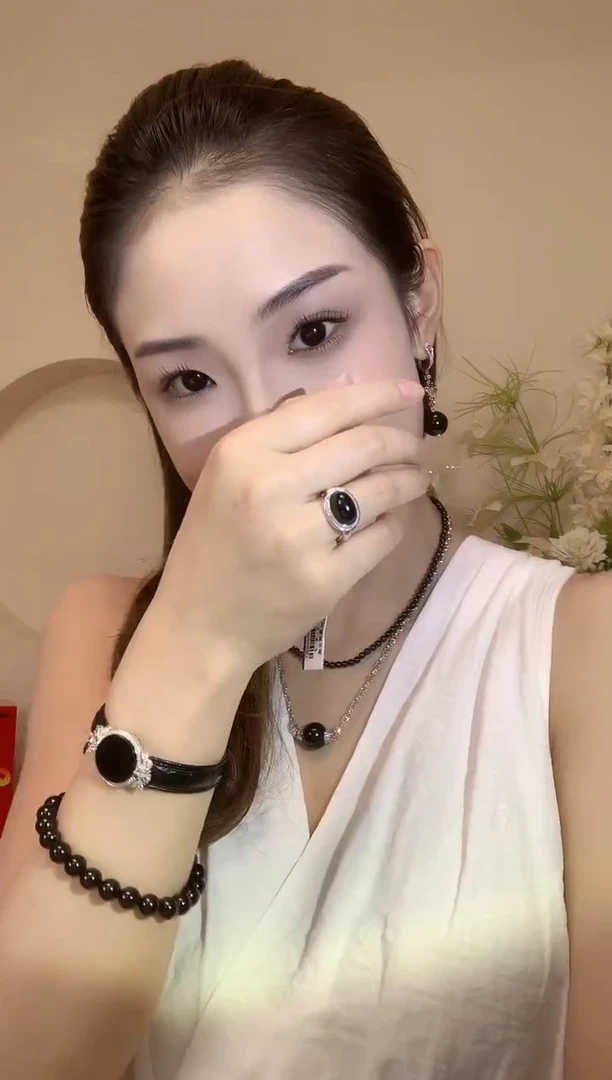 18K金镶嵌戒指翡翠S18