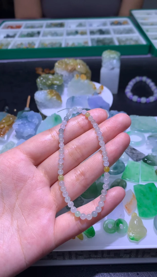 未镶嵌定制翡翠毛货