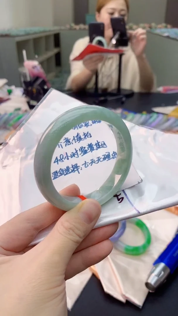 未镶嵌手镯翡翠0382944241