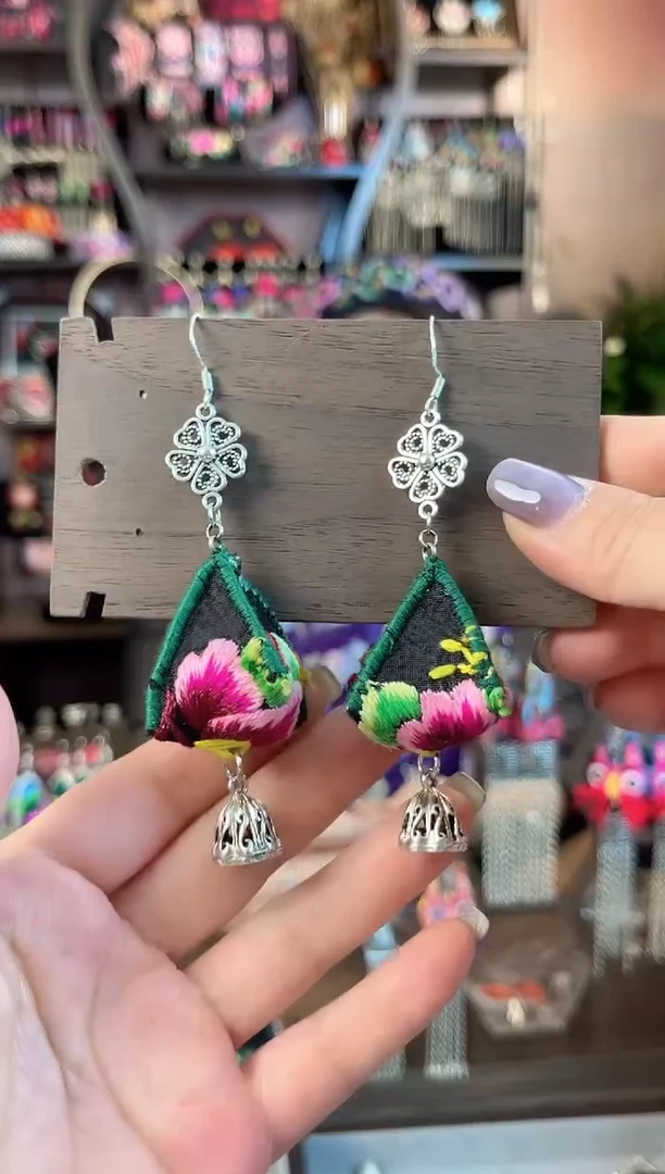 织绣民族风手工非遗老绣饰品139