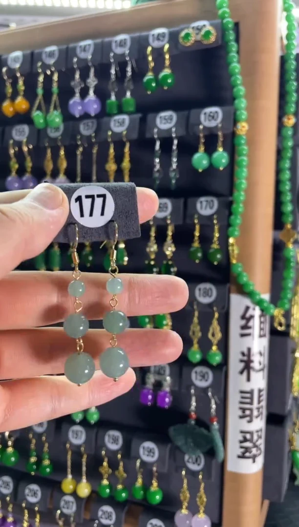 【闪购商品】翡翠耳饰银S925镶嵌177.....