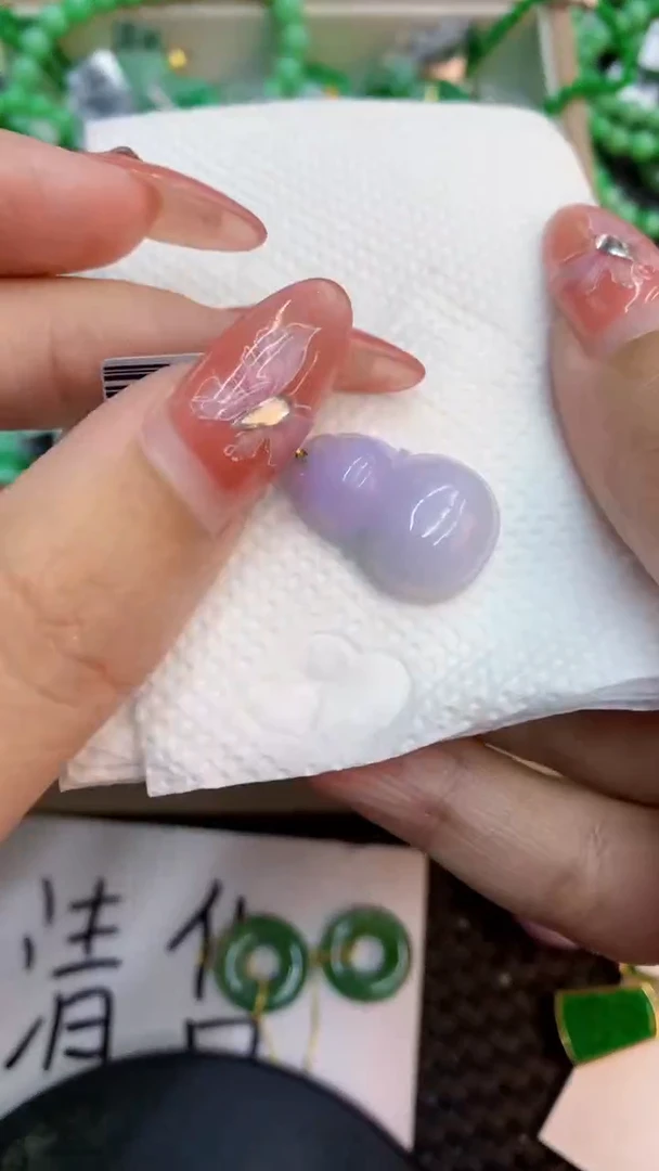 颈饰未镶嵌翡翠1