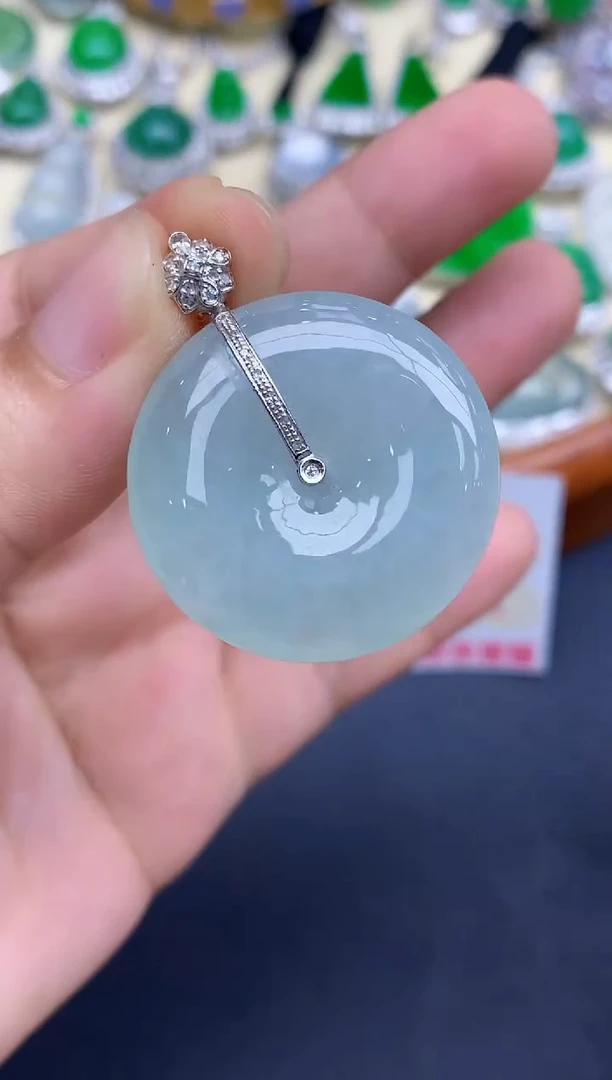 颈饰18K金镶嵌翡翠182-中国好珍宝