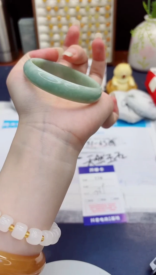 未镶嵌手镯石英质玉174-翠玉-圈口58
