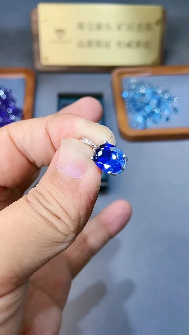 【闪购商品】蓝宝石颈饰银S925镶嵌1564