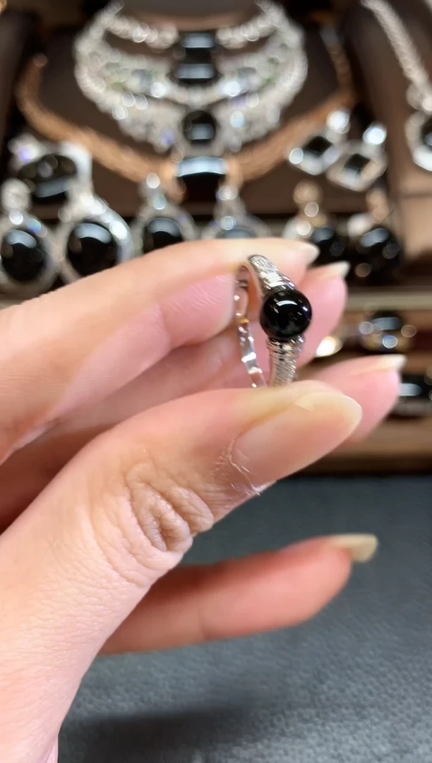 18K金镶嵌戒指翡翠z39不退换多样性一件发货