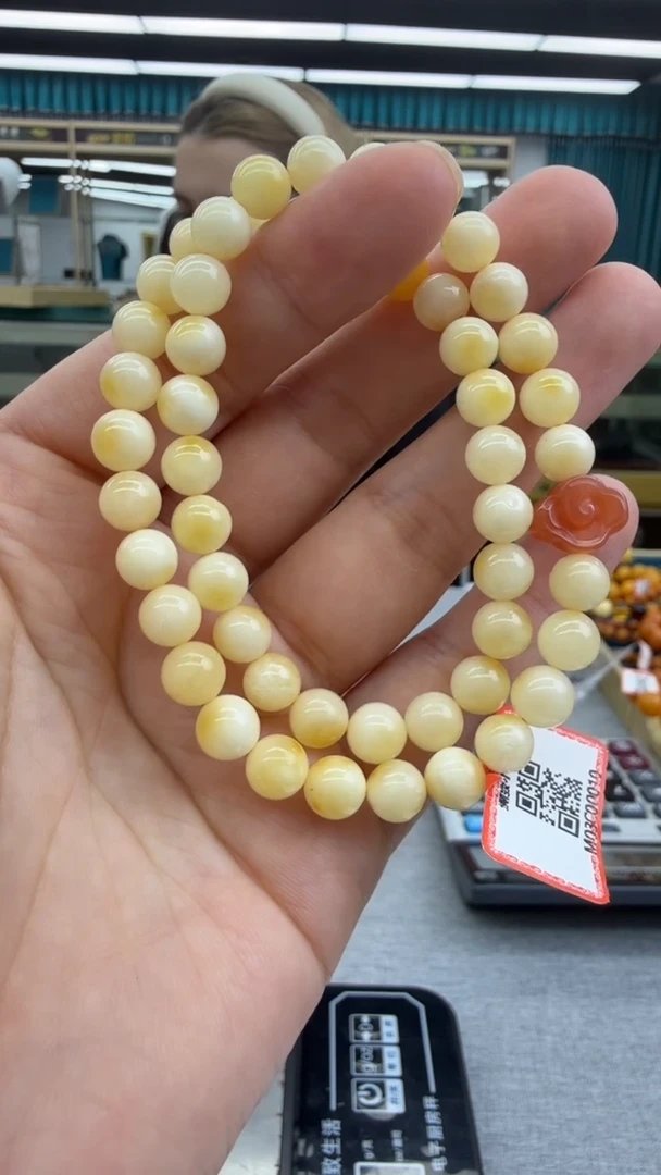 未镶嵌琥珀手链11秒拍号 假一罚三