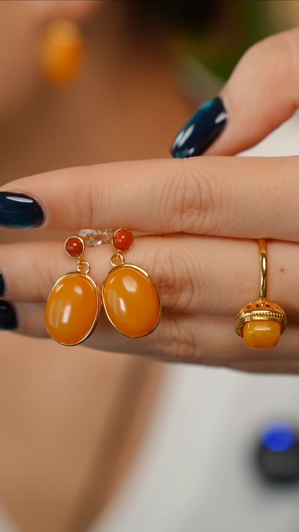 蜜蜡银S925镶嵌耳饰耳坠