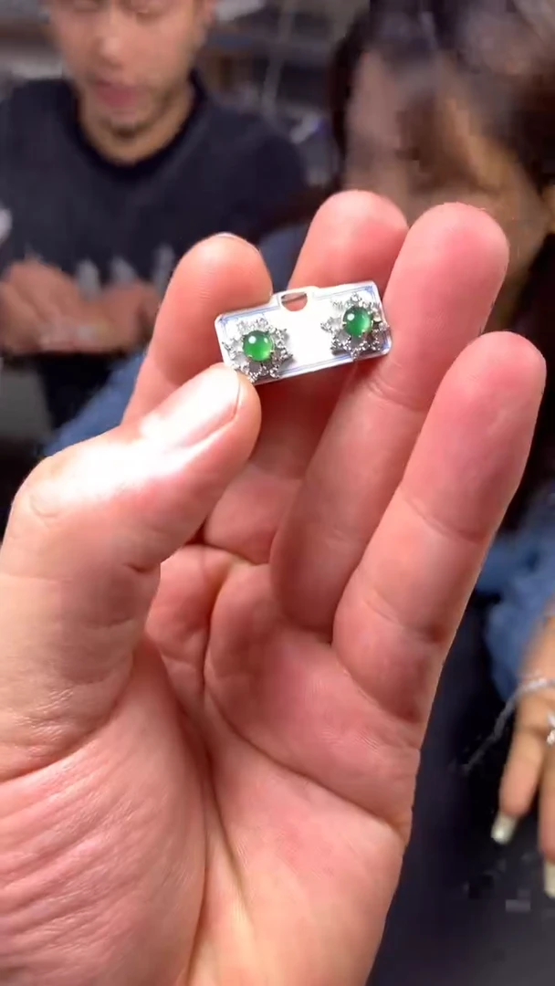 【闪购商品】翡翠耳饰未镶嵌0179398874/多样性发一